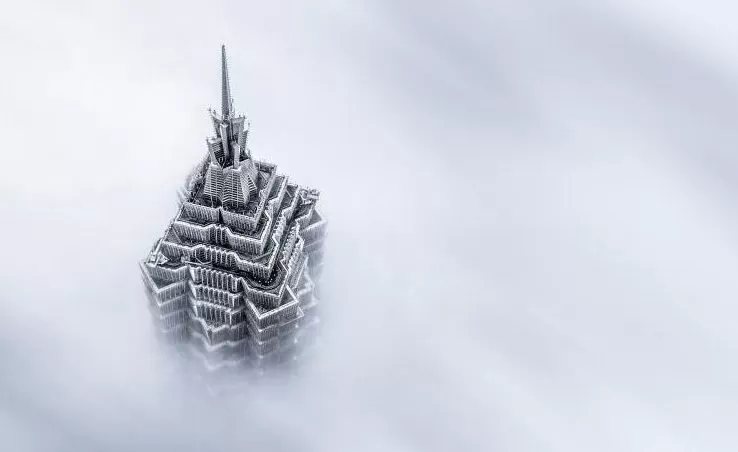 Photo of the Shanghai Jinmao Tower in the clouds